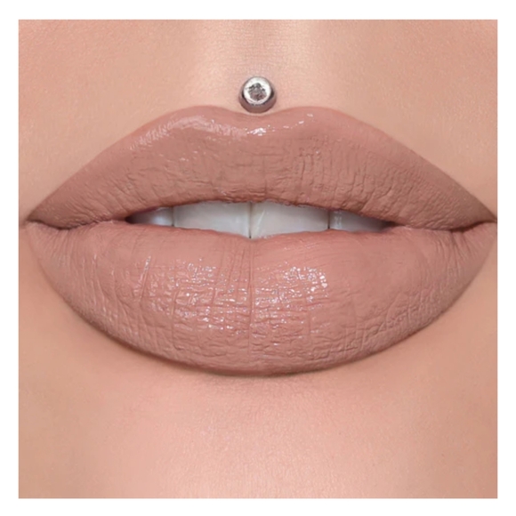 Jeffree Star Supreme Gloss Mannequin - Picture 5 of 8